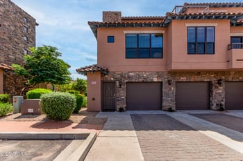 20660 40th St #2017, Phoenix, AZ 85050