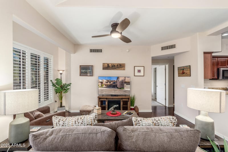 20660 40th St #2182, Phoenix, AZ 85050