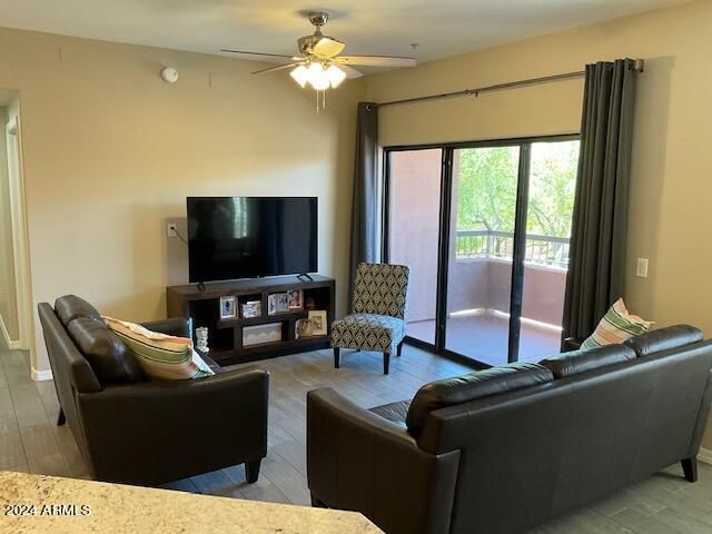 20660 N 40th St #2159, Phoenix, AZ 85050