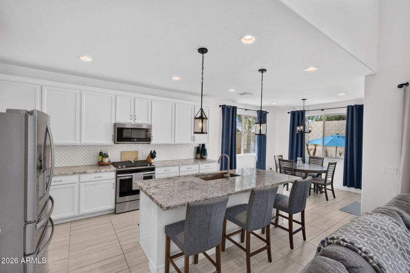 20668 W Park Meadows Dr, Buckeye, AZ 85396