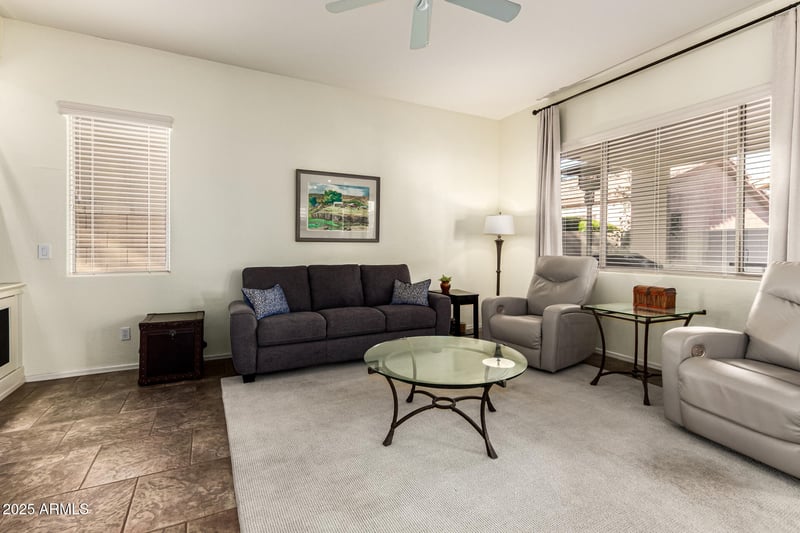 2068 Olive Way, Chandler, AZ 85248
