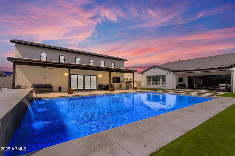20689 Pummelos Rd, Queen Creek, AZ 85142