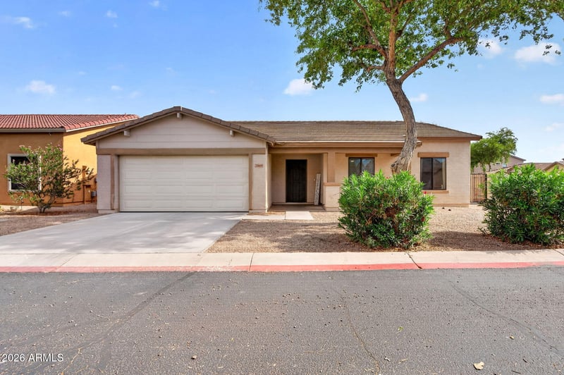 2069 Cochise Ave, Apache Junction, AZ 85119