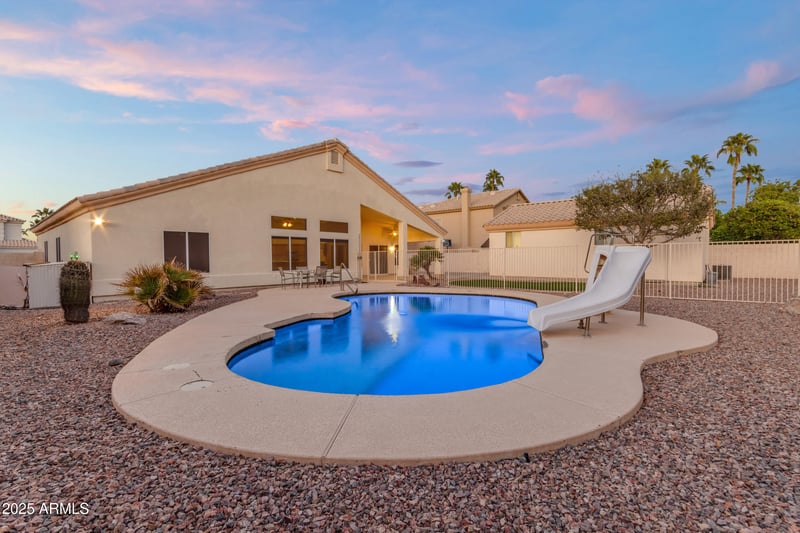 2069 Sierra Madre Ave, Gilbert, AZ 85296