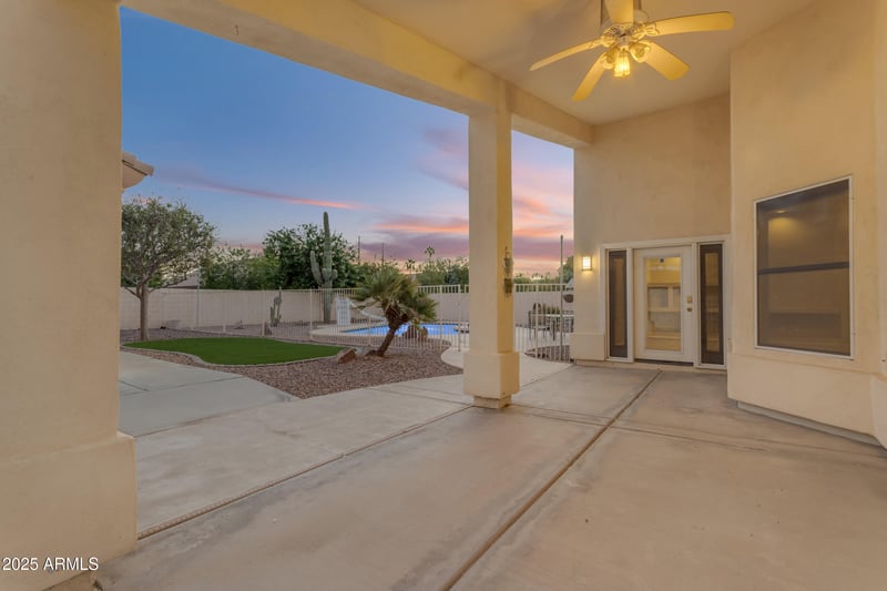 2069 Sierra Madre Ave, Gilbert, AZ 85296