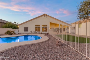 2069 Sierra Madre Ave, Gilbert, AZ 85296