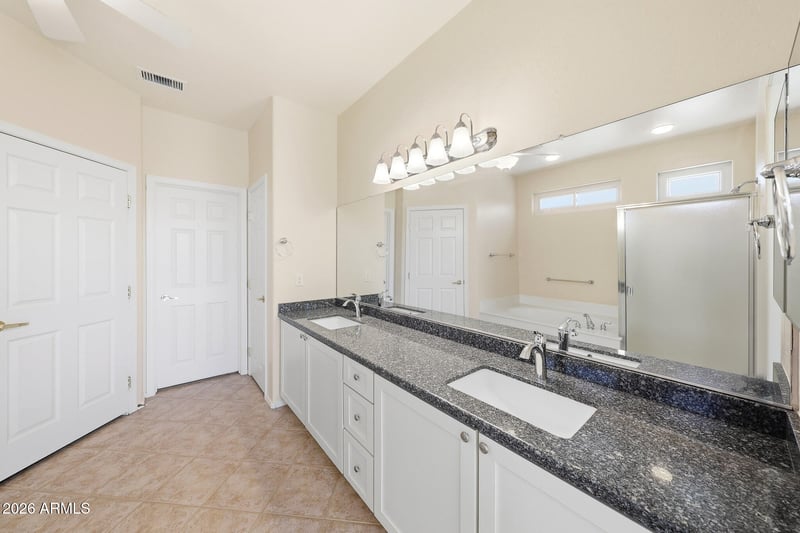 20693 N Glen Canyon Dr, Surprise, AZ 85387