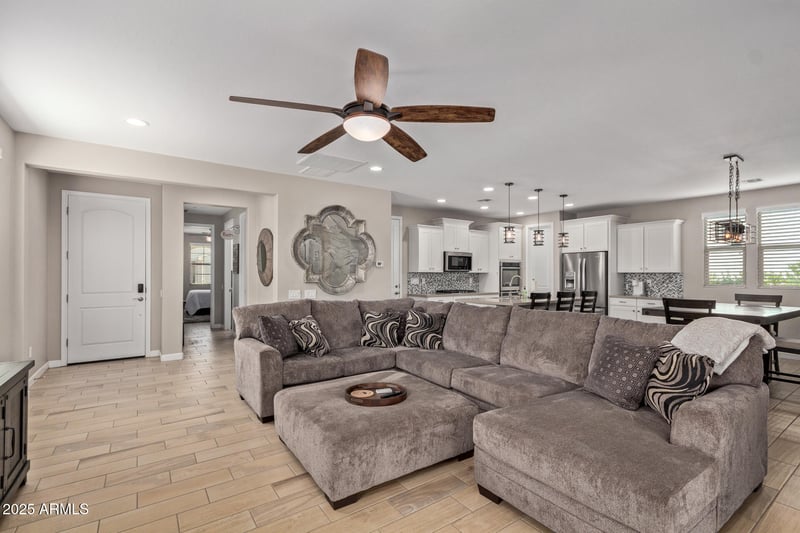 20698 Meadowbrook Ave, Buckeye, AZ 85396