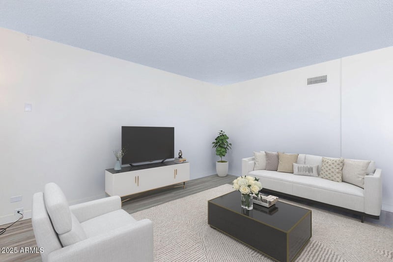 207 Clarendon Ave #14E, Phoenix, AZ 85013