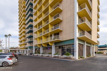 207 Clarendon Ave #16E, Phoenix, AZ 85013