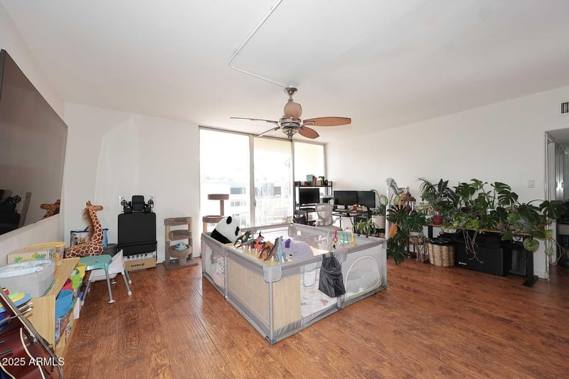 207 Clarendon Ave #2A, Phoenix, AZ 85013