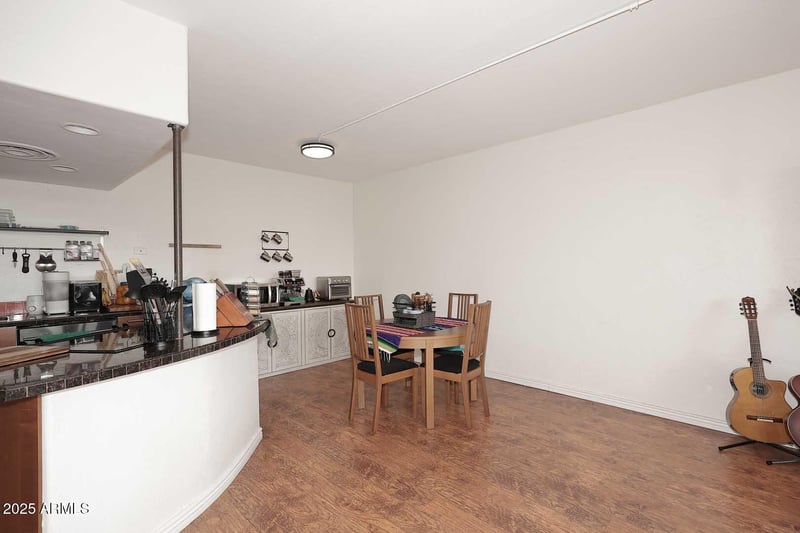 207 Clarendon Ave #2A, Phoenix, AZ 85013