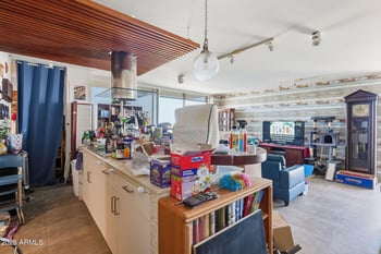 207 Clarendon Ave #C14, Phoenix, AZ 85013