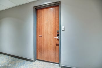 207 Clarendon Ave #H16, Phoenix, AZ 85013