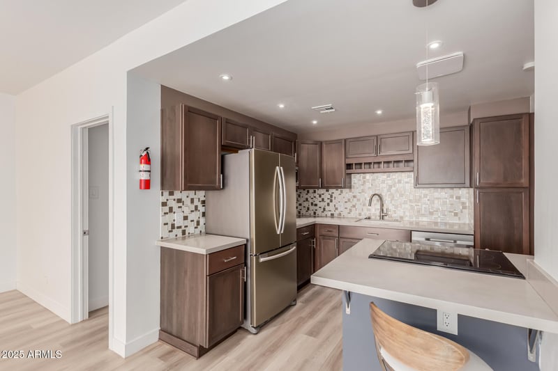 207 Clarendon Ave #H9, Phoenix, AZ 85013