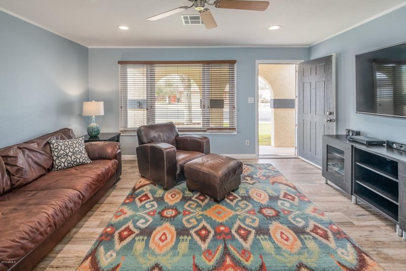 207 S Maple St, Chandler, AZ 85226