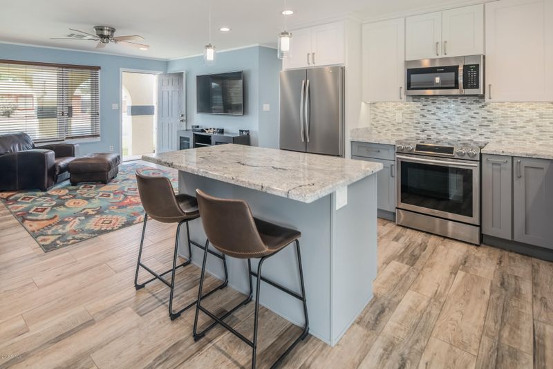 207 S Maple St, Chandler, AZ 85226