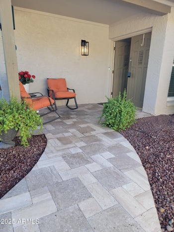 207 Surrey Ave, Phoenix, AZ 85029