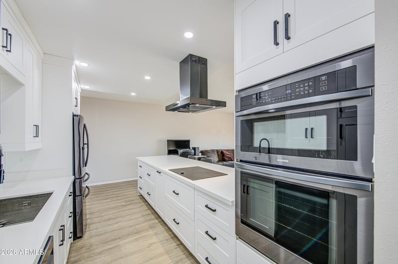 207 W Clarendon Ave #14A, Phoenix, AZ 85013