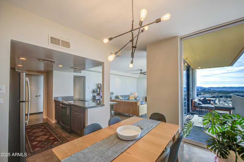 207 Clarendon Ave #20B, Phoenix, AZ 85013