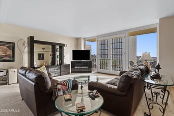 207 Clarendon Ave #6F, Phoenix, AZ 85013