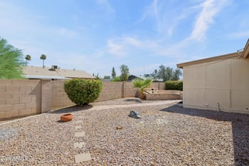 2070 Yale Dr, Tempe, AZ 85283