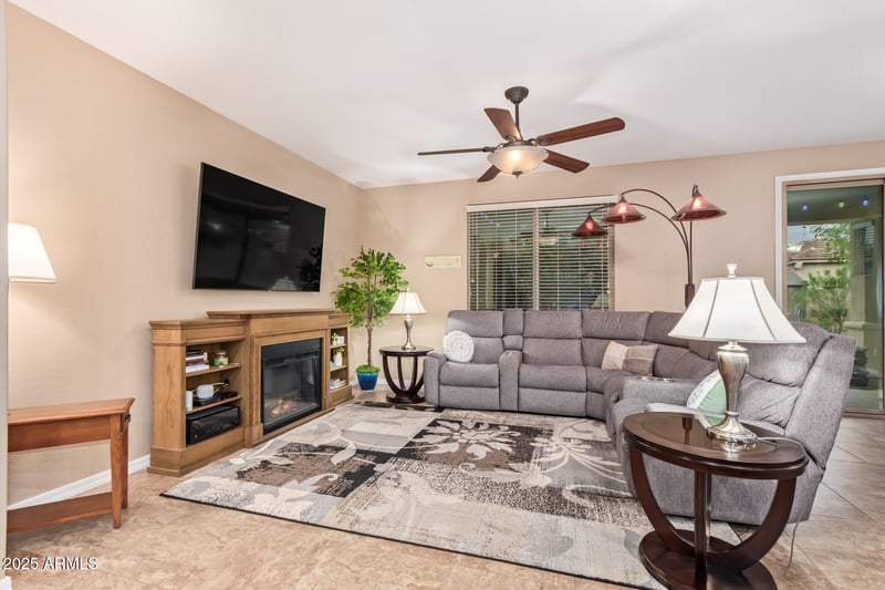 20702 Mockingbird Dr, Queen Creek, AZ 85142