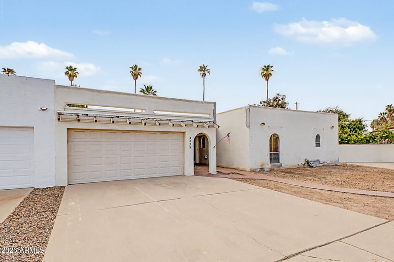 2071 E Cairo Dr, Tempe, AZ 85282