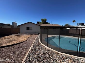 2072 Donner Dr, Tempe, AZ 85282