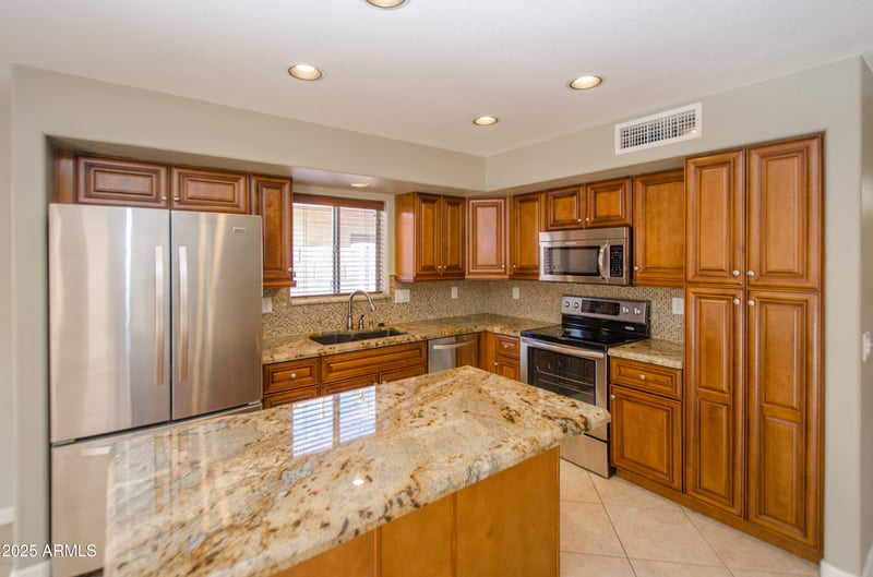 20725 37th Way, Phoenix, AZ 85050