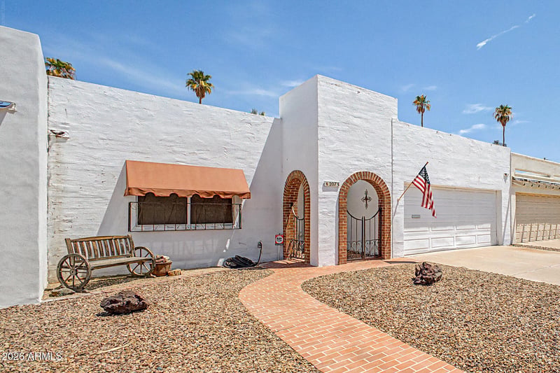 2073 E Cairo Dr, Tempe, AZ 85282