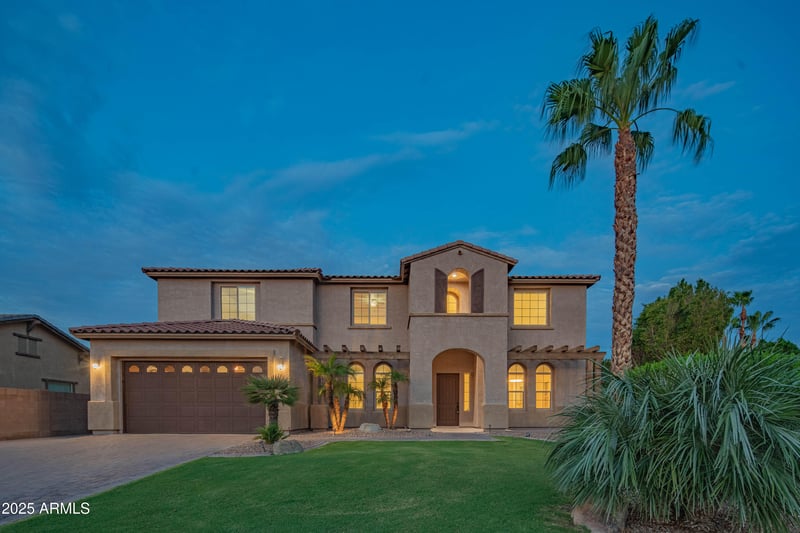 2073 Navajo Ct, Chandler, AZ 85286