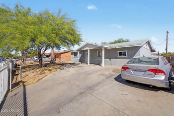 2073 Chambers St, Phoenix, AZ 85041