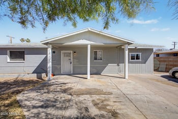 2073 Chambers St, Phoenix, AZ 85041