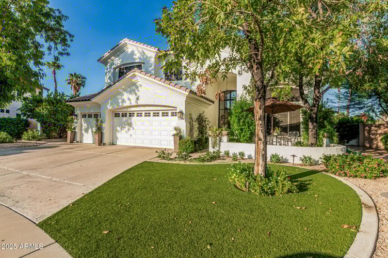 20735 58th Ln, Glendale, AZ 85308