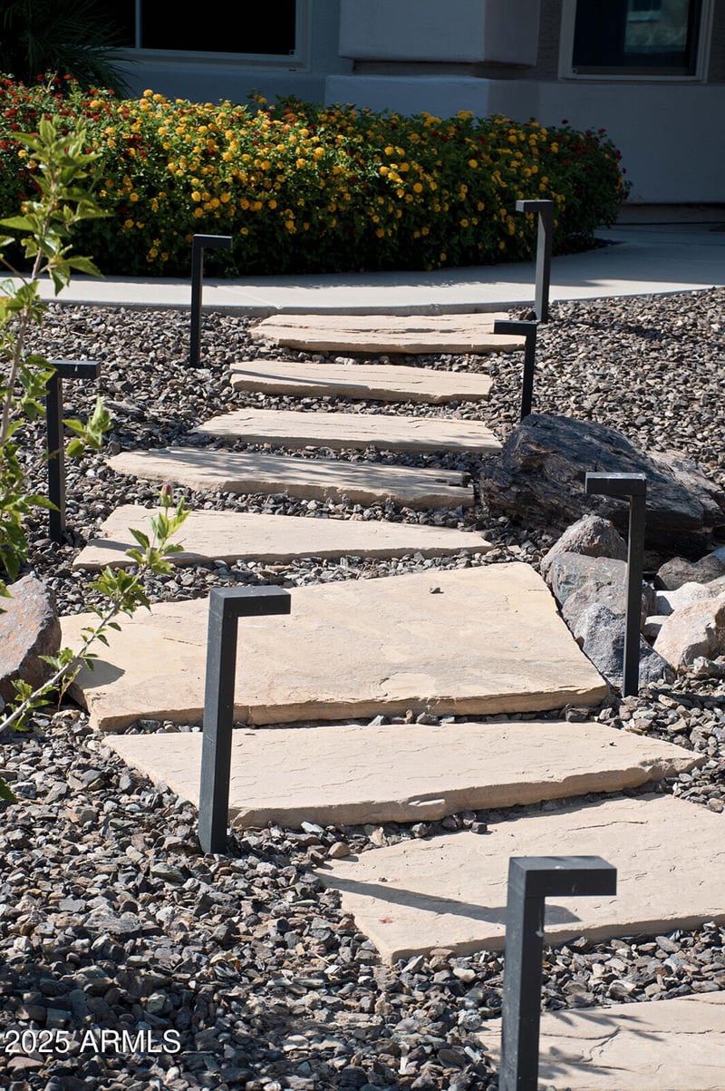 2074 37th Ave, Apache Junction, AZ 85119