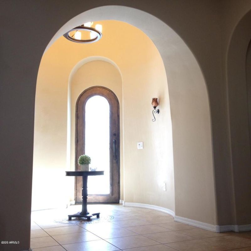 2074 E Honeysuckle Pl, Chandler, AZ 85286