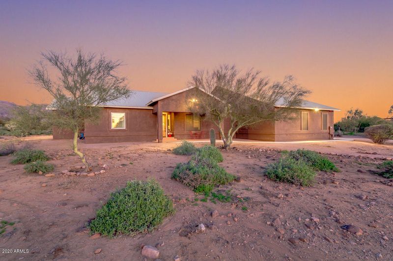 2075 S Geronimo Rd, Apache Junction, AZ 85119