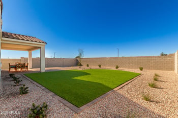 2076 246th Ln, Buckeye, AZ 85326
