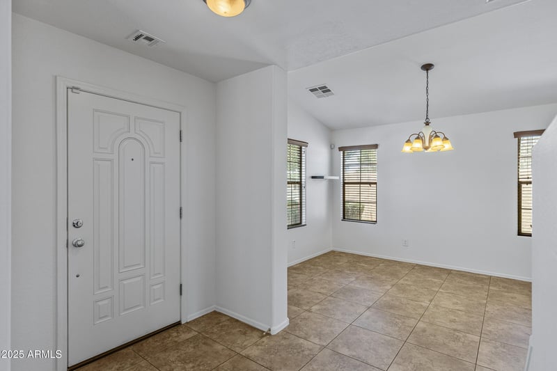 2076 Seton Ave, Gilbert, AZ 85295