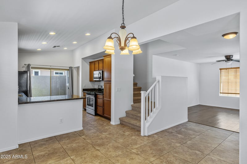 2076 Seton Ave, Gilbert, AZ 85295