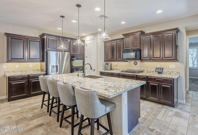20760 Minnezona Ave, Buckeye, AZ 85396