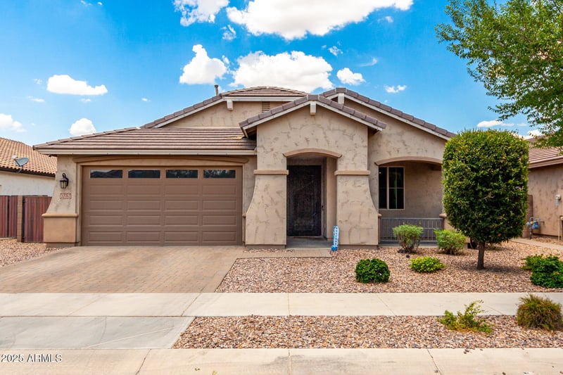 20762 Canary Way, Queen Creek, AZ 85142