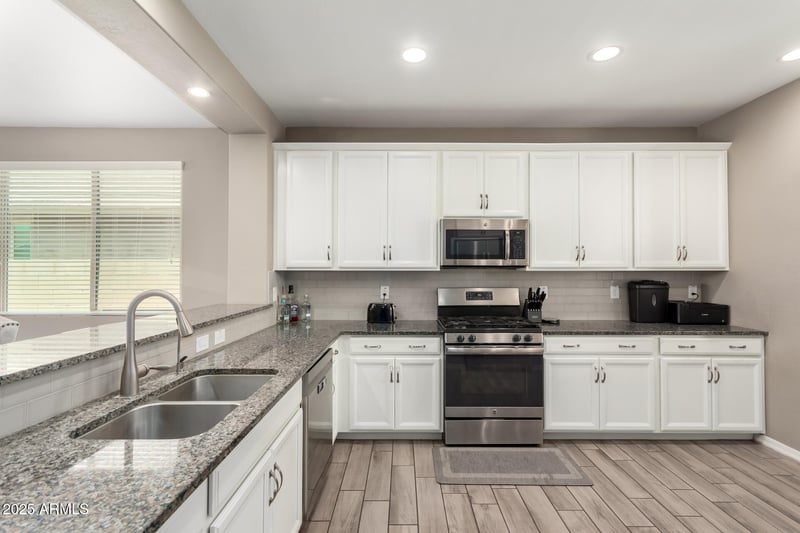 20762 Canary Way, Queen Creek, AZ 85142