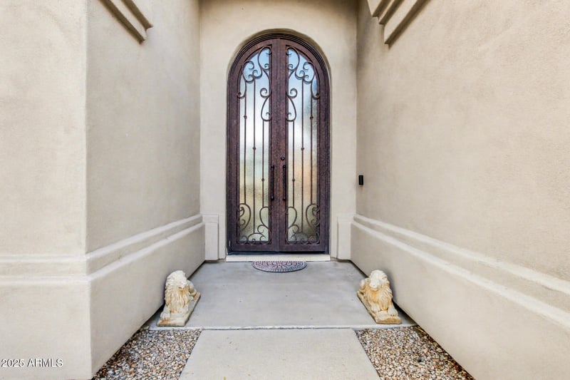 20764 56th Ave, Glendale, AZ 85308