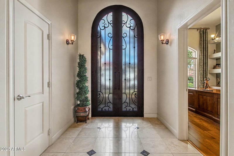 20764 56th Ave, Glendale, AZ 85308