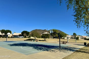 20764 56th Ave, Glendale, AZ 85308