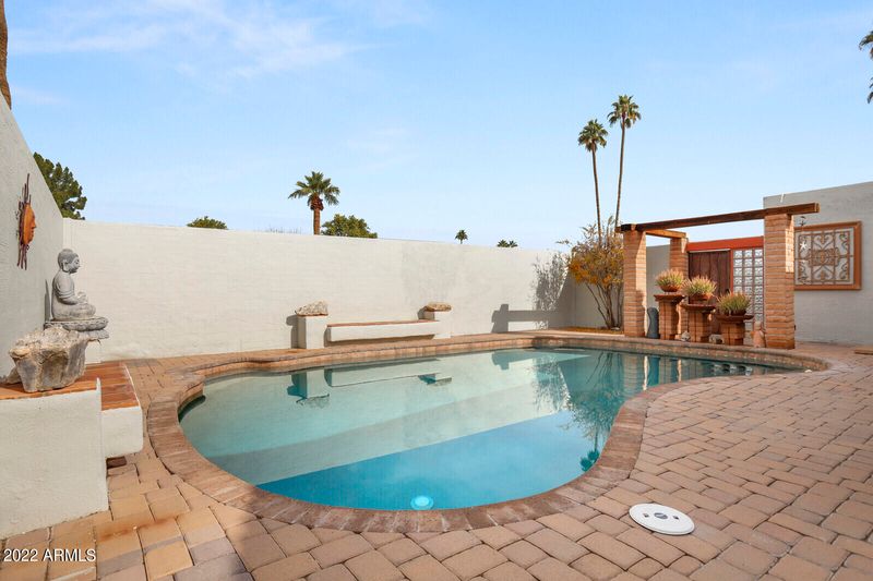 2077 E Alameda Dr, Tempe, AZ 85282