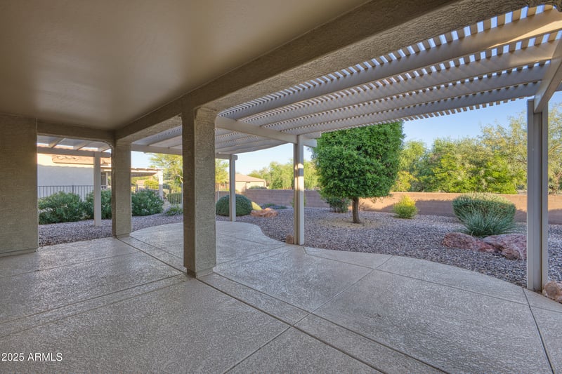 20781 Kingpoint Dr, Surprise, AZ 85387