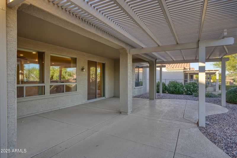 20781 Kingpoint Dr, Surprise, AZ 85387